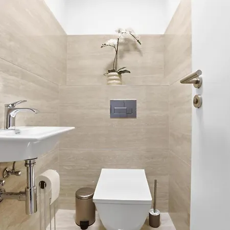 아파트 Modern 2-bedroom In Downtown
